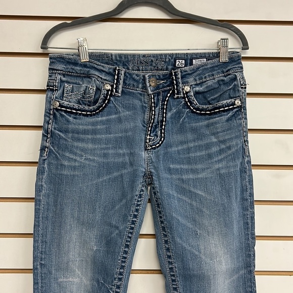 Miss Me Jeans with intricate pocket stitching - size 26 - Picture 2 of 13
